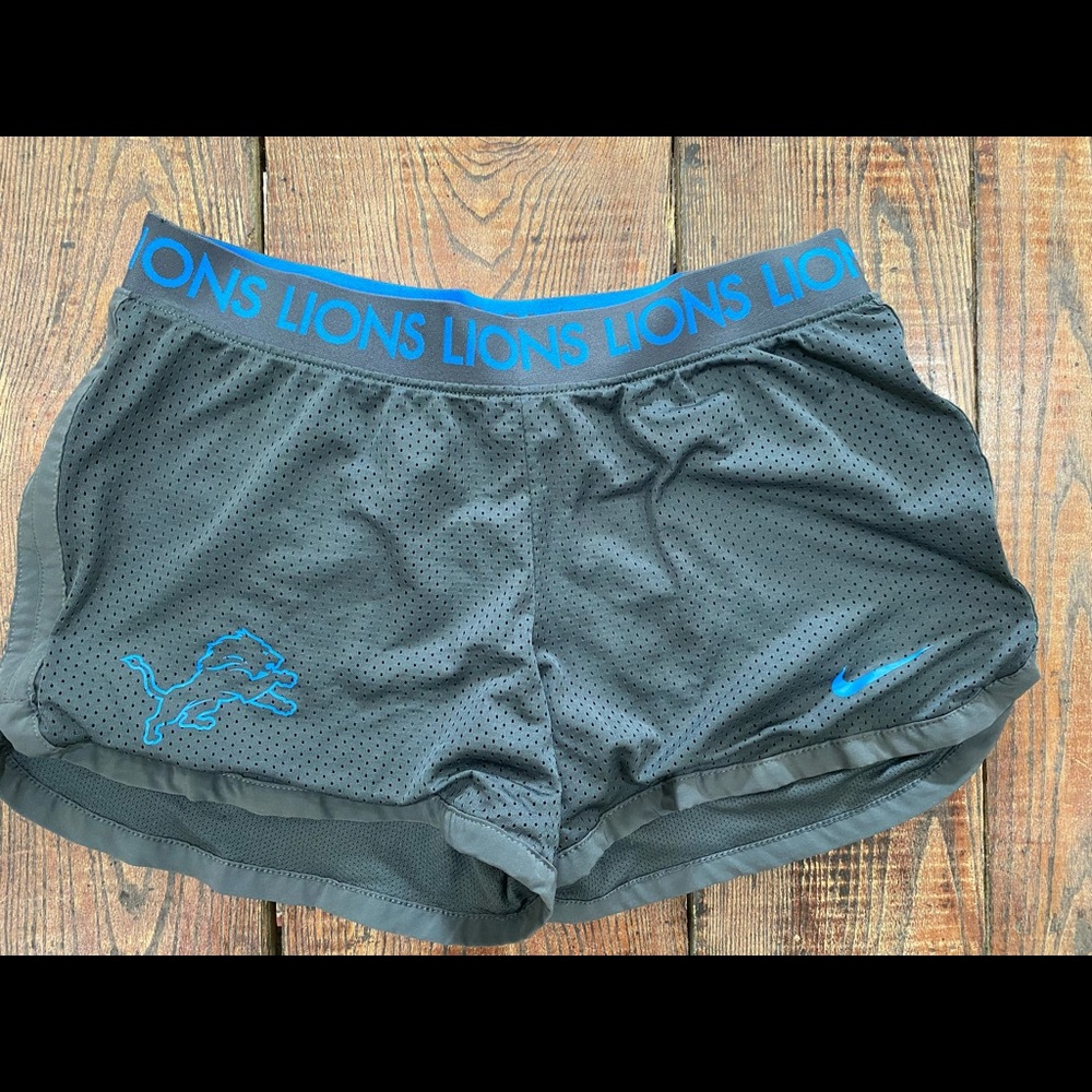 Womens Nike Detroit Lions dri-fit short